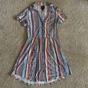 Derek Heart Floral and Striped T-Shirt Dress, size Medium